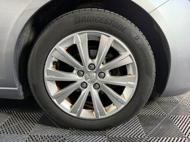 PEUGEOT 308 1.6 BlueHDi 100ch S&S BVM5 Style complet
