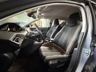 PEUGEOT 308 1.6 BlueHDi 100ch S&S BVM5 Style complet