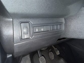 PEUGEOT 308 1.6 BlueHDi 100ch S&S BVM5 Style complet