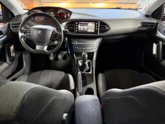 PEUGEOT 308 1.6 BlueHDi 100ch S&S BVM5 Style complet
