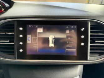 PEUGEOT 308 1.6 BlueHDi 100ch S&S BVM5 Style complet
