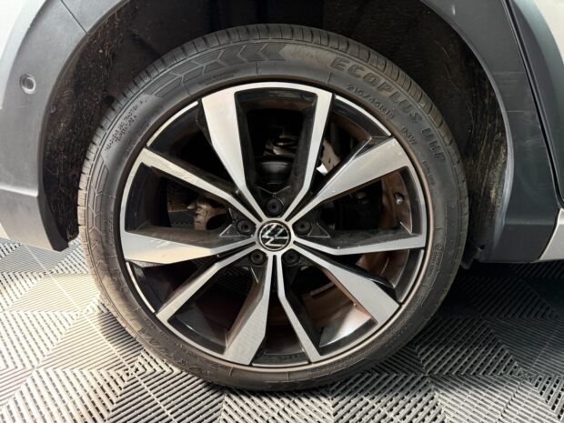 VOLKSWAGEN TAIGO 1.5 TSI 150 DSG7 R-Line complet