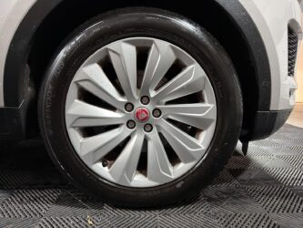 JAGUAR E-PACE 2.0 D – 180 ch AWD BVA S complet
