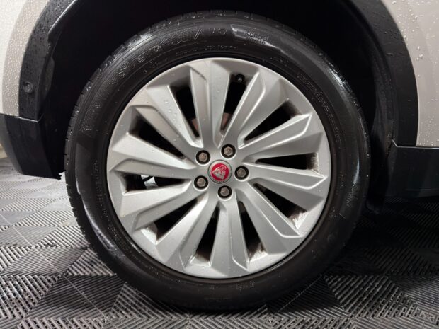 JAGUAR E-PACE 2.0 D – 180 ch AWD BVA S complet