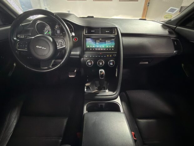 JAGUAR E-PACE 2.0 D – 180 ch AWD BVA S complet