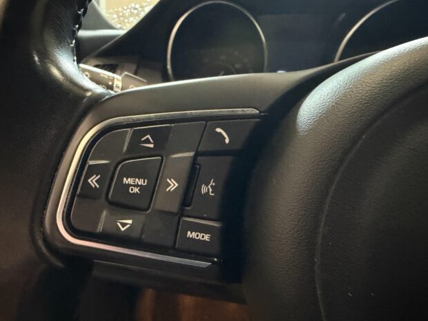 JAGUAR E-PACE 2.0 D – 180 ch AWD BVA S complet