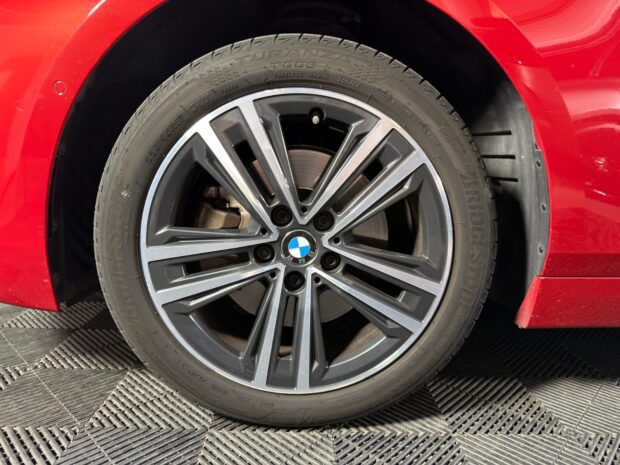 BMW SERIE 1 F40 116d 116 ch Business Design complet