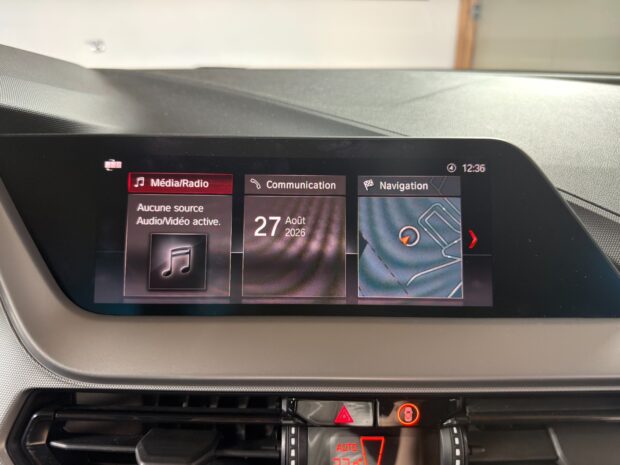 BMW SERIE 1 F40 116d 116 ch Business Design complet