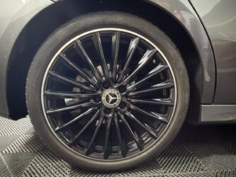 MERCEDES CLASSE A 200 d 8G-DCT AMG Line complet