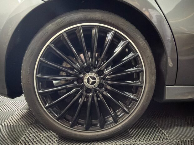 MERCEDES CLASSE A 200 d 8G-DCT AMG Line complet