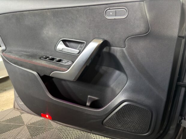 MERCEDES CLASSE A 200 d 8G-DCT AMG Line complet