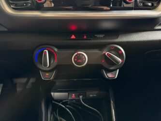 KIA STONIC 1.6 CRDi 115 ch ISG BVM6 Active complet