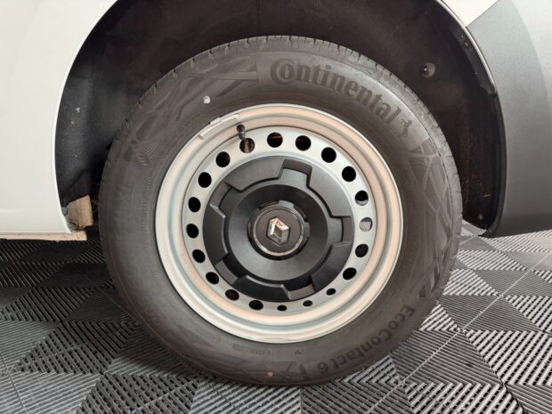 RENAULT KANGOO VAN TCE 130 EDC7 complet