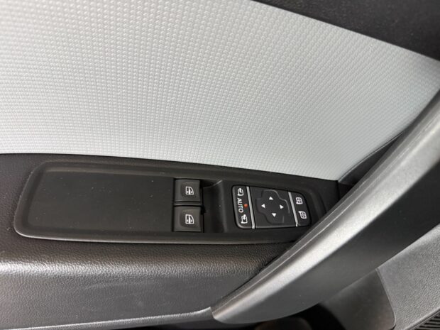 RENAULT KANGOO VAN TCE 130 EDC7 complet