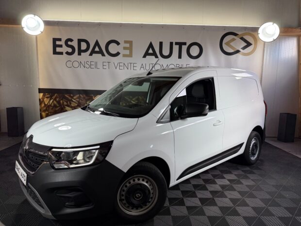 RENAULT KANGOO VAN TCE 130 EDC7 complet