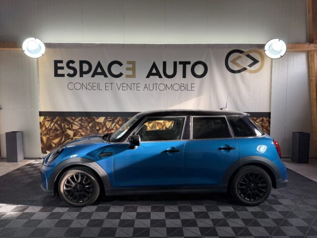 MINI HATCH 5 PORTES F55 LCI II Cooper 136 ch BVA7 Edition Premium complet