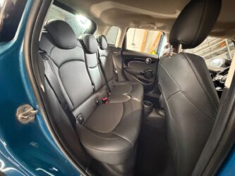 MINI HATCH 5 PORTES F55 LCI II Cooper 136 ch BVA7 Edition Premium complet