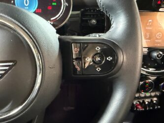 MINI HATCH 5 PORTES F55 LCI II Cooper 136 ch BVA7 Edition Premium complet