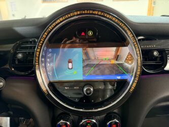 MINI HATCH 5 PORTES F55 LCI II Cooper 136 ch BVA7 Edition Premium complet