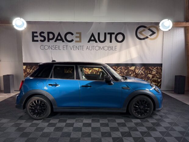 MINI HATCH 5 PORTES F55 LCI II Cooper 136 ch BVA7 Edition Premium complet