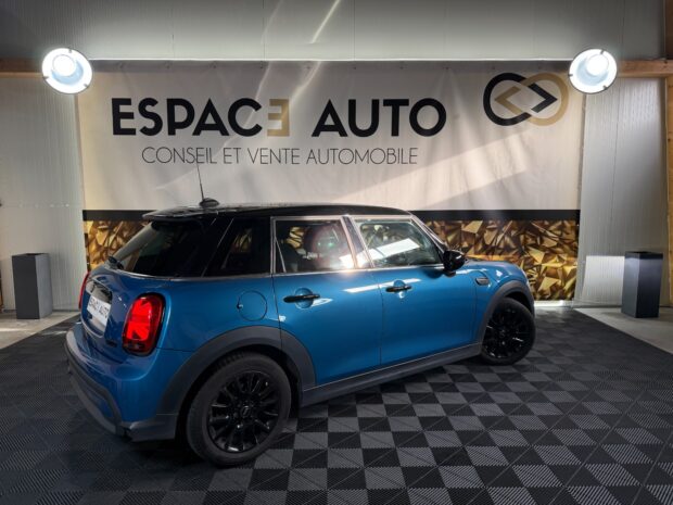 MINI HATCH 5 PORTES F55 LCI II Cooper 136 ch BVA7 Edition Premium complet
