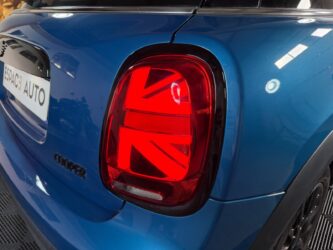 MINI HATCH 5 PORTES F55 LCI II Cooper 136 ch BVA7 Edition Premium complet