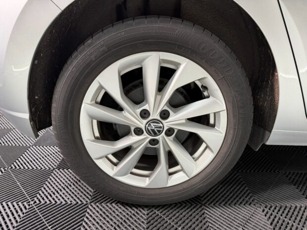 VOLKSWAGEN POLO 1.0 TSI 95 S&S BVM5 Style complet