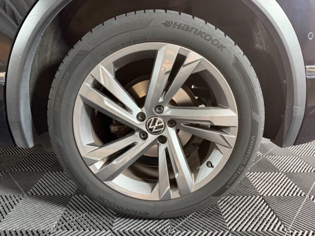 VOLKSWAGEN TIGUAN 1.5 TSI 150ch DSG7 R-Line complet
