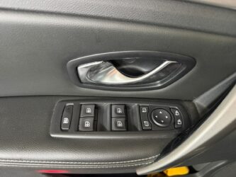 RENAULT LAGUNA ESTATE 2.0 dCi 130 Energy eco2 Zen complet