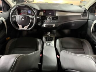 RENAULT LAGUNA ESTATE 2.0 dCi 130 Energy eco2 Zen complet