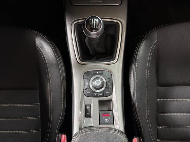 RENAULT LAGUNA ESTATE 2.0 dCi 130 Energy eco2 Zen complet