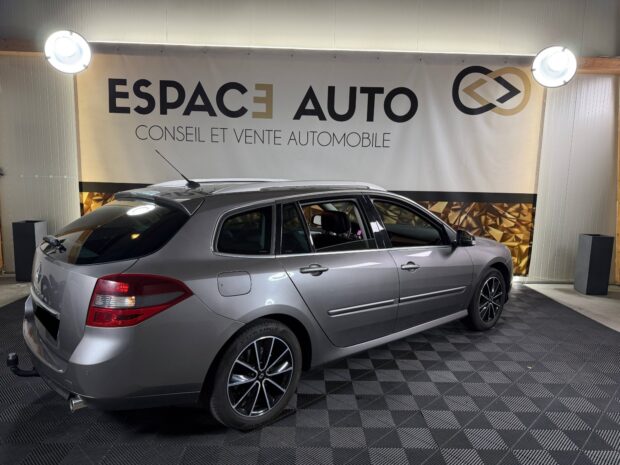 RENAULT LAGUNA ESTATE 2.0 dCi 130 Energy eco2 Zen complet